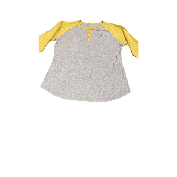 Nike athletic  Dri Fit T-shirt size L - Picture 6 of 7